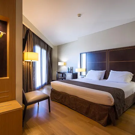 Отель Eurostars Monumental 4*