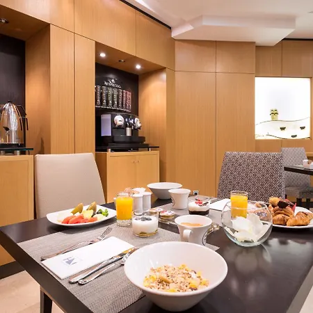 Отель Eurostars Monumental 4*