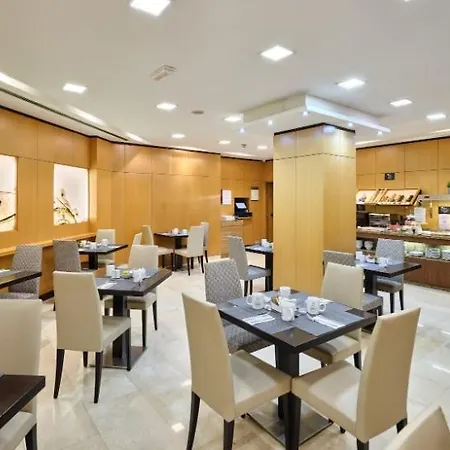 Отель Eurostars Monumental 4*